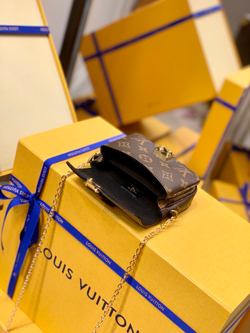 Louis Vuitton Micro Metis