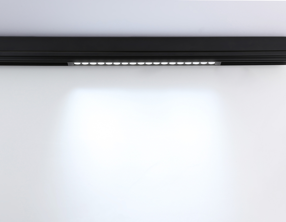Светильник светодиодный для шинопровода Magnetic 220V GL1312 BK черный IP20 15W 3000K-6400K 24° 342*25*42