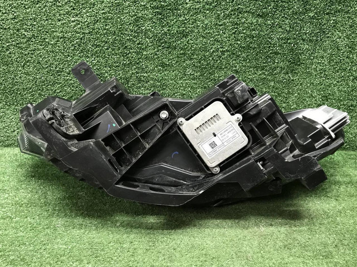 Фара правая Haval F7 (2018-2024) LED