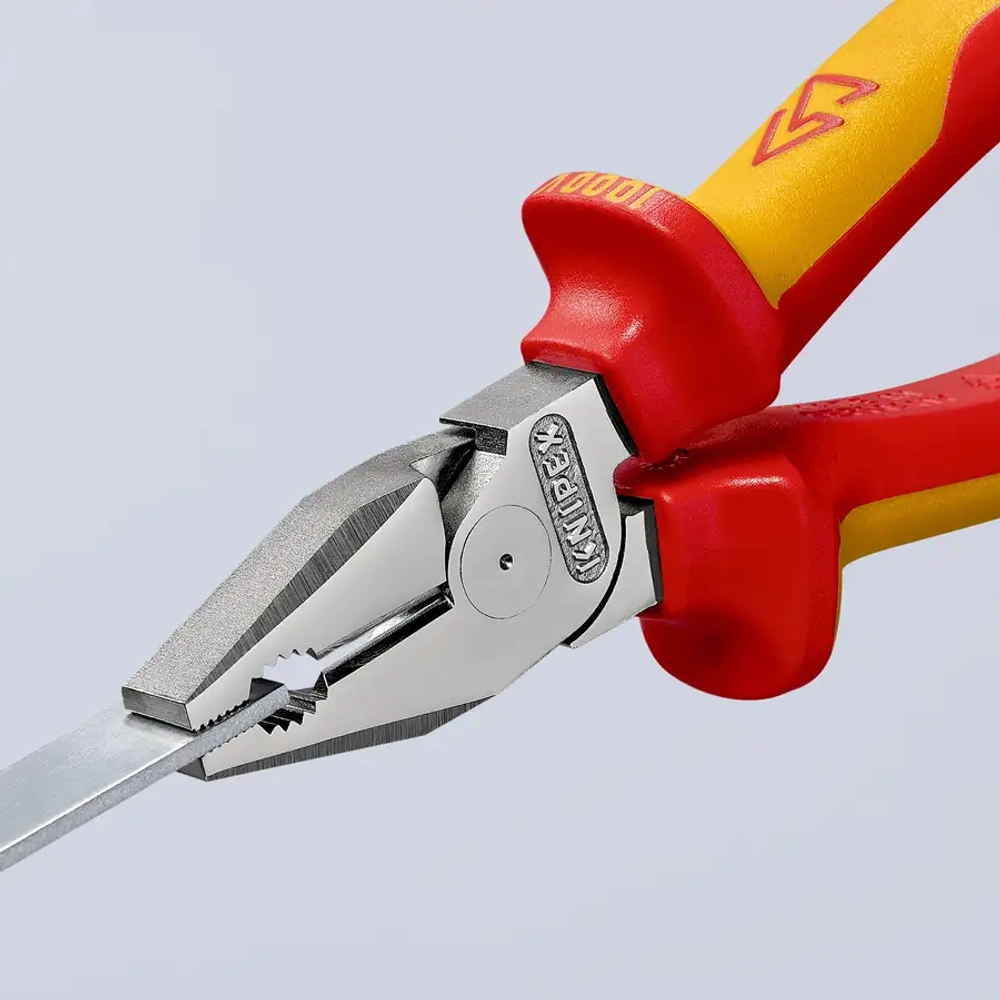 Плоскогубцы комбинированные особой мощности хромированные 200 мм Knipex 02 06 200