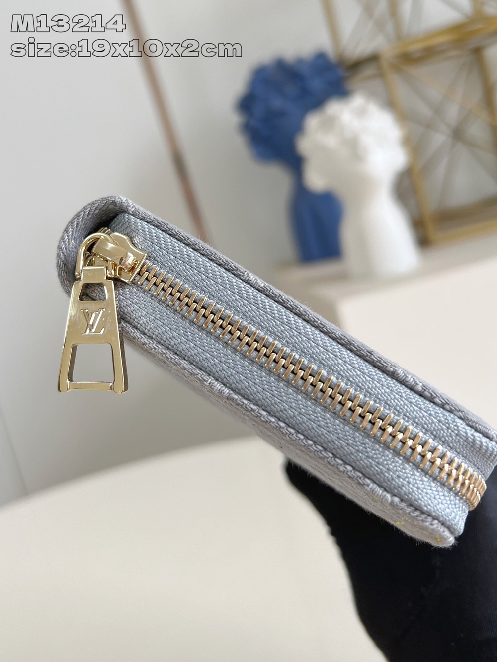 Louis Vuitton Zippy Wallet