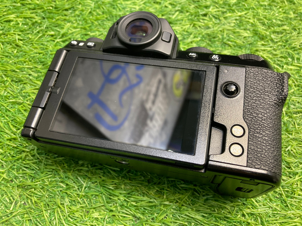 FujiFilm X-S10 7.100 кадров