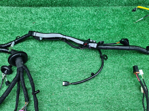 Проводка моторного отсека Geely Coolray (19-нв)