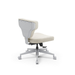 Кресло гибридной посадки FoxGear SHORTZ Fabric, размер 1 (с ноутбучным столиком), светло-серый (FG-SHORTZ-F1-OW)