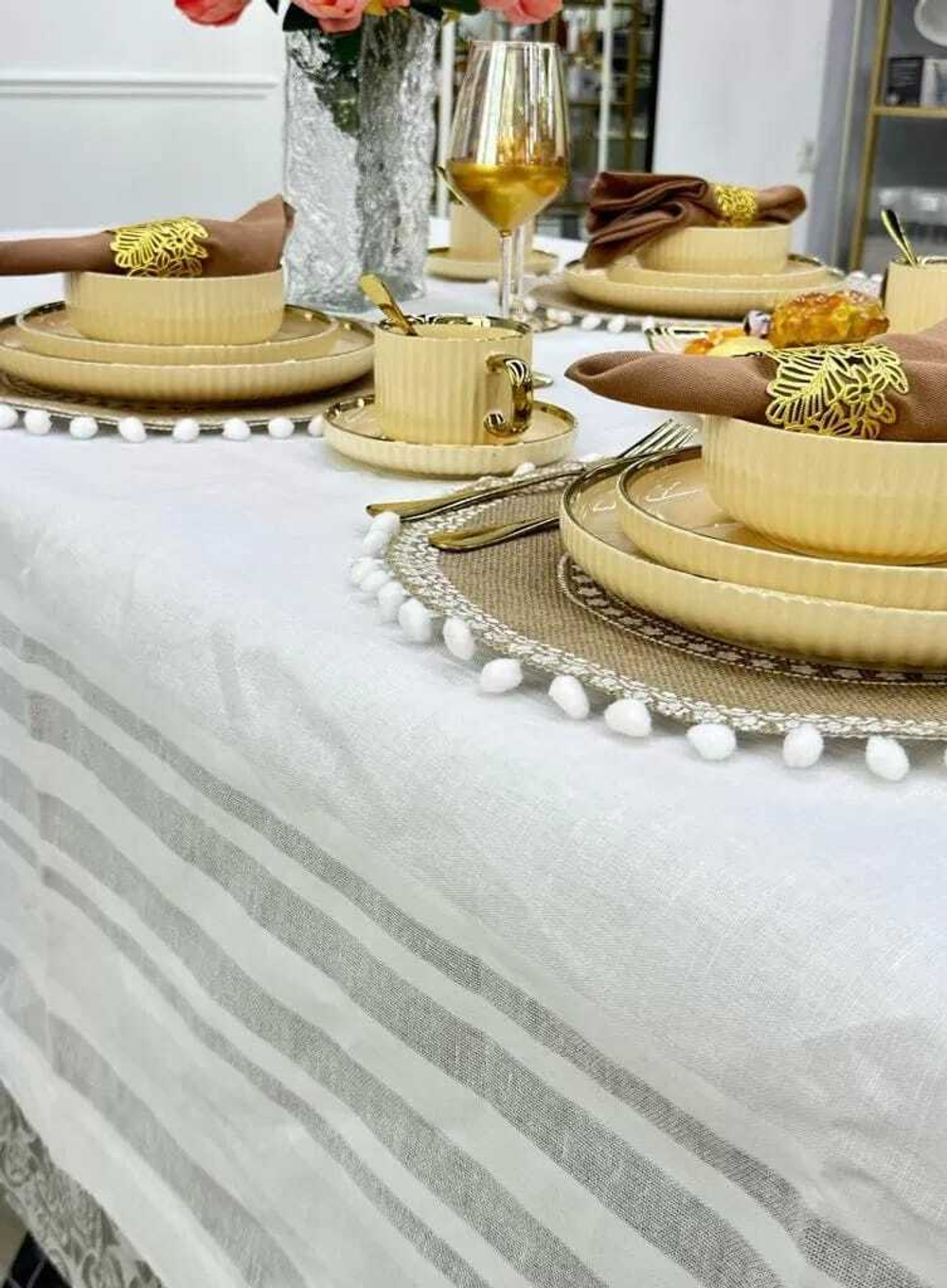 ARUA Скатерть Фиеста 160*220 белые полосы