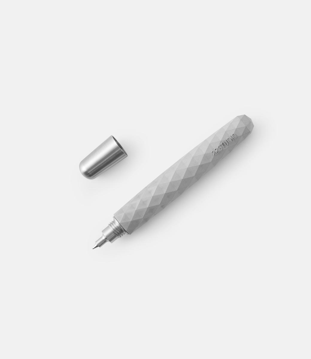 Polygon Rollerball Pen Gray — ручка-роллер из бетона