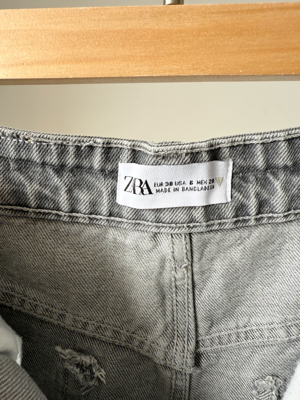 Джинсовые шорты Zara , M