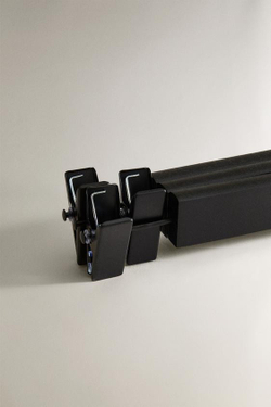 ZARA HOME ДЕРЕВЯННАЯ ВЕШАЛКА С ЗАЖИМОМ (НАБОР ИЗ 3 ШТ.), ЧЕРНЫЙ