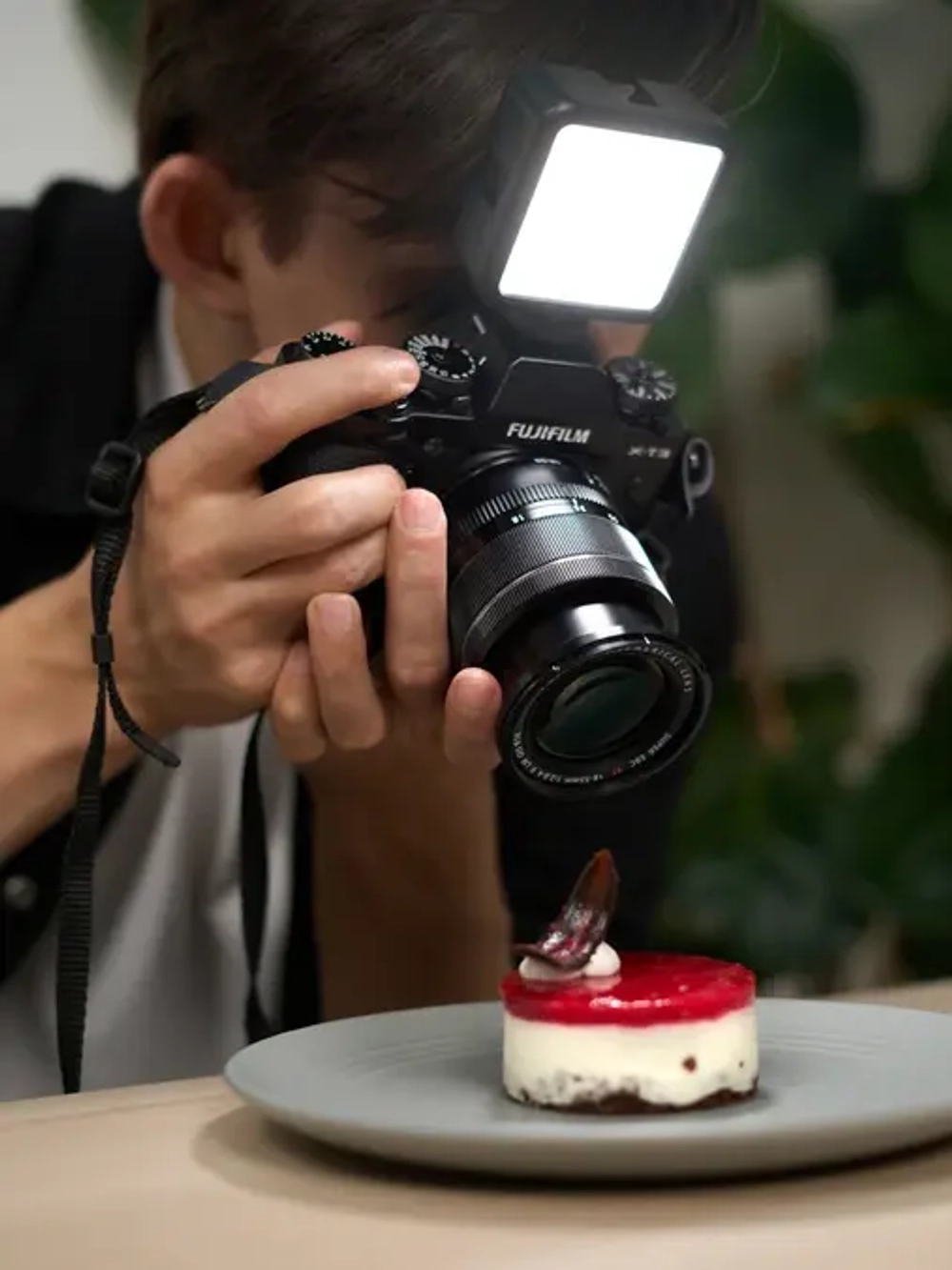 Осветитель светодиодный Raylab RL-LED06-2 5600K 2000mAh