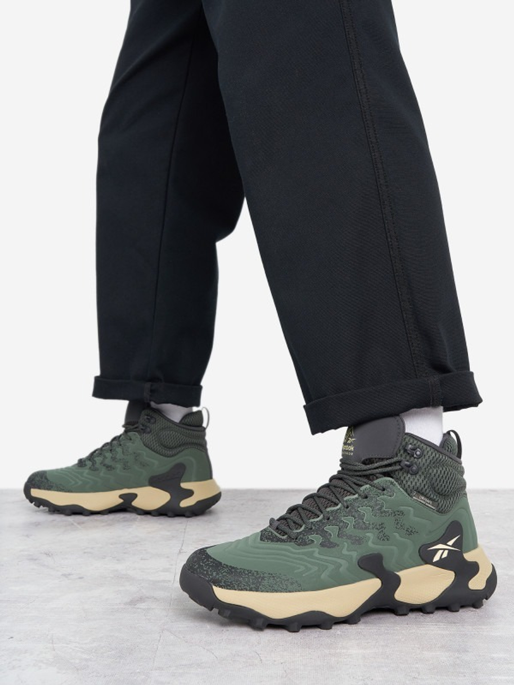 Кроссовки высокие мужские REEBOK KITARI DMX