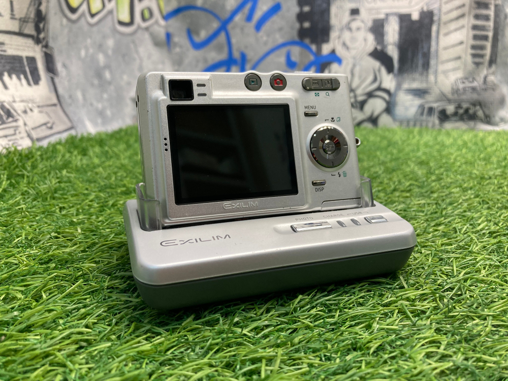 Casio Exilim Zoom EX-Z30
