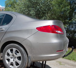 Фаркоп Peugeot 408 2013-2021, условно-съемный,(без электрики) Трейлер.9520