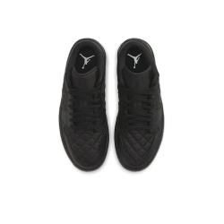 Женские кроссовки Air Jordan 1 Low 'Triple Black Quilted' DB6480-001