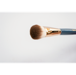 Кисть для румян, хайлайтер и пудры MAKEUPSTOREKZ - FX3