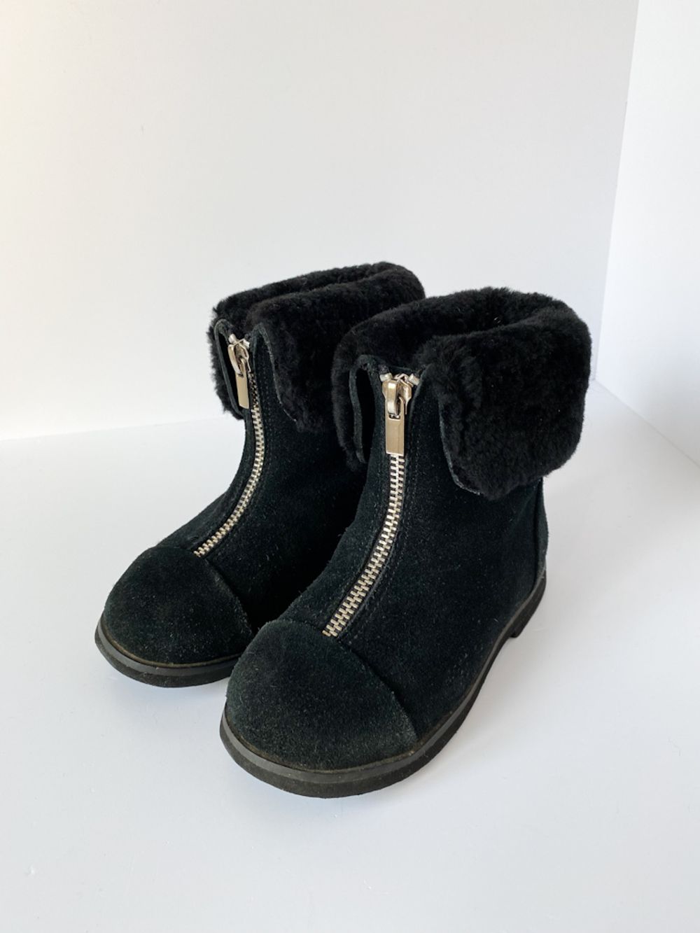 Замшевые полусапожки Age Of Innocence, 26