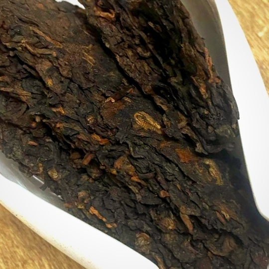 Шу пуэр "Цветение", в разлом