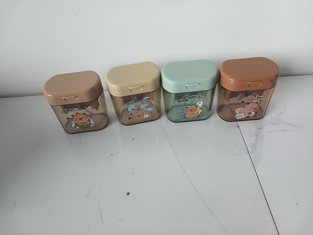 Точилка "Капибара" с контейнером, 2 отверстия, 4 цвета микс (Комплект 24шт.)