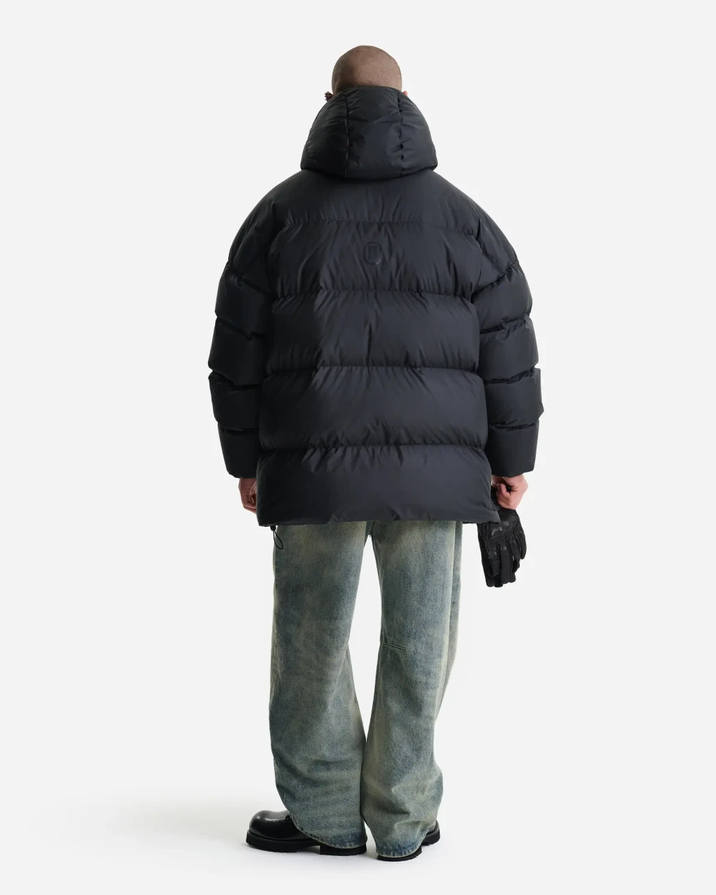 Гиперобъемный пуховик