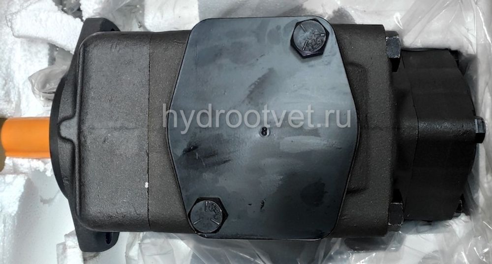 4525V60A21-01** - Пластинчатый нерегулируемый двухпоточный насос серии 4525V с рабочим объемом 193+67см3