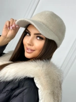 Шапка кепи зимняя с козырьком