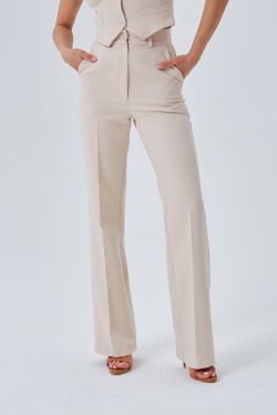 Брюки костюмные прямые бежевого цвета