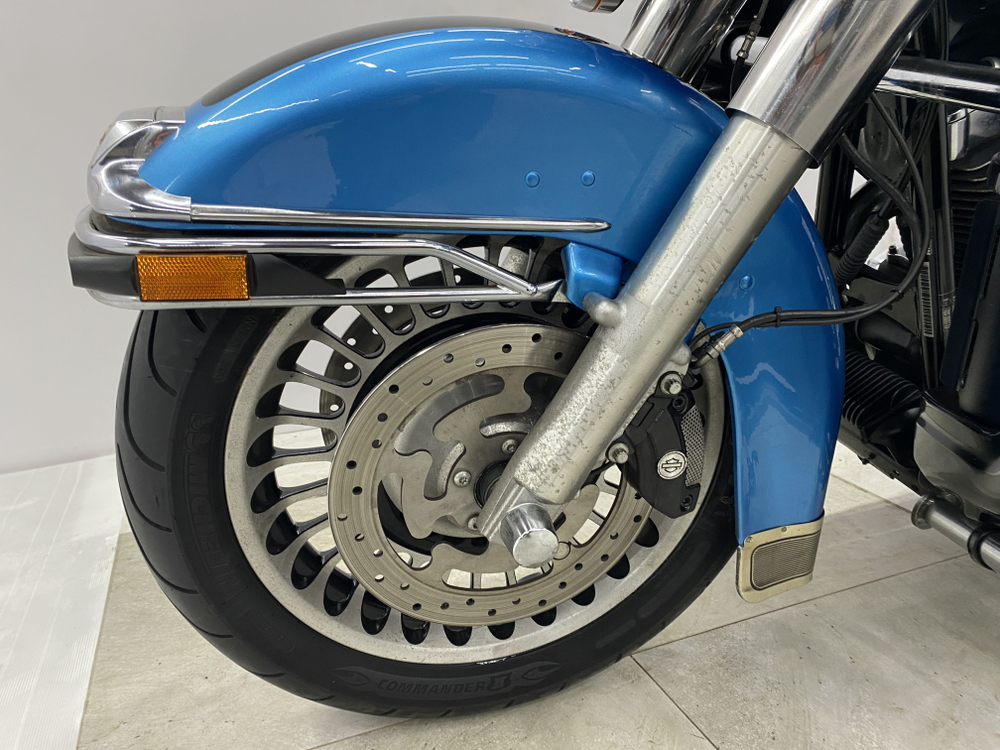 Harley-Davidson Electra Glide FLHTC 1580 2010