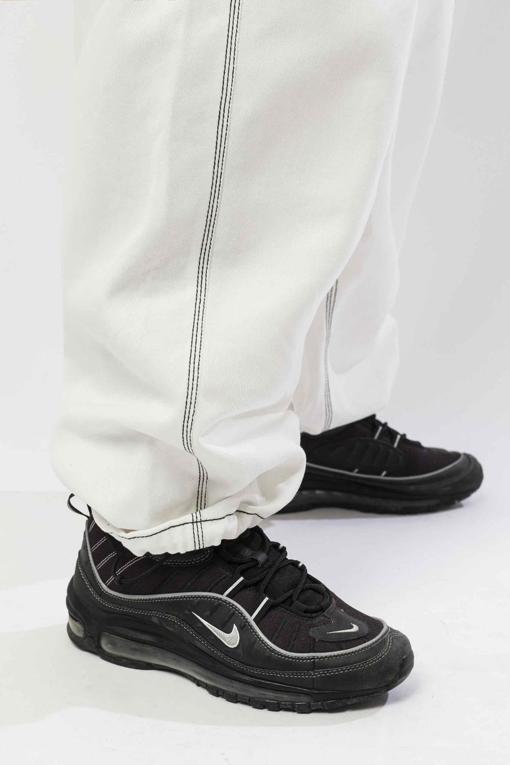 Джинсы Codered Real Baggy молочные