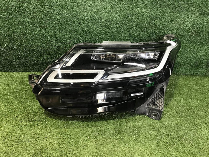 Фара левая Range Rover Velar (2017-2023) LED