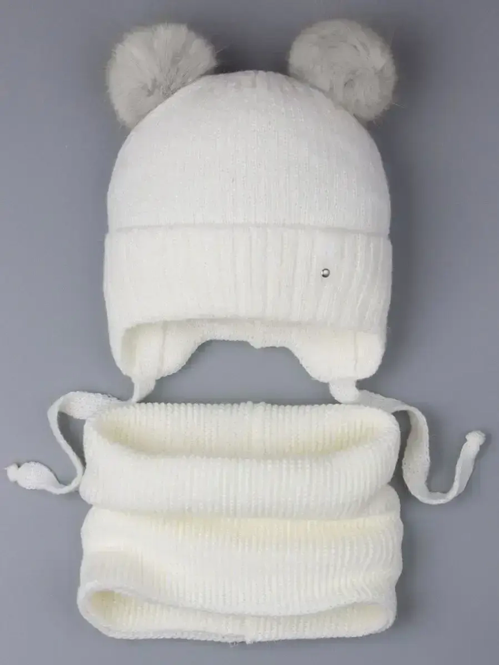 Шапка зимняя вязаная и снуд