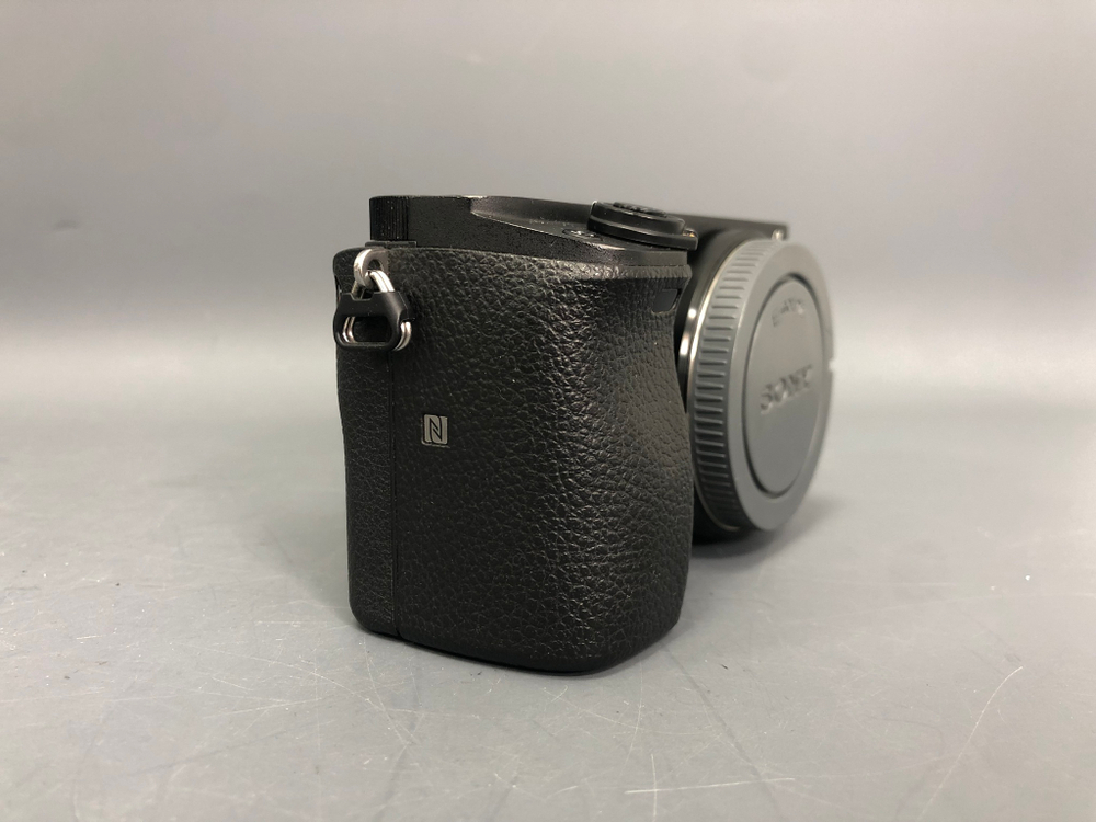 Sony A6400 Body 12.000 кадров