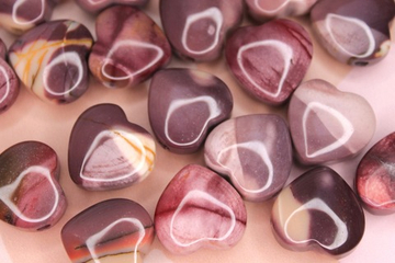 Бусина сердце яшма мукаит 20 мм сирень