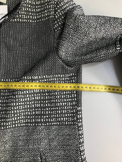 Пальто H&M прямого кроя, маркировка 38, визуально на 44 размер