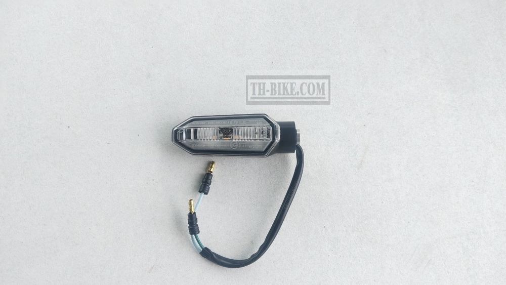 33400-K0W-H11. WINKER ASSY., R. FR.. HONDA