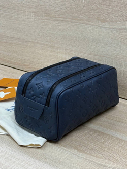 Несессер Louis Vuitton