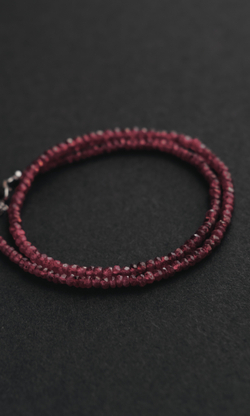 Чокер "Memo about Soulmate" из граната с удлинителем 33-38 см