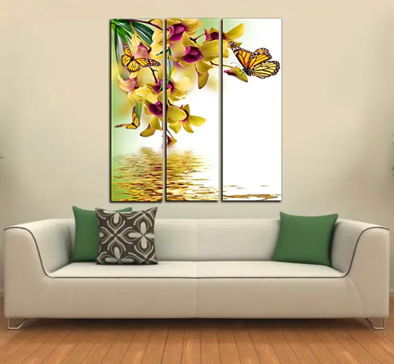 Модульная картина " Бабочка на цветке"