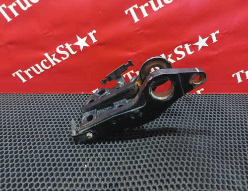 Кронштейн торсиона кабины левый 2023г.