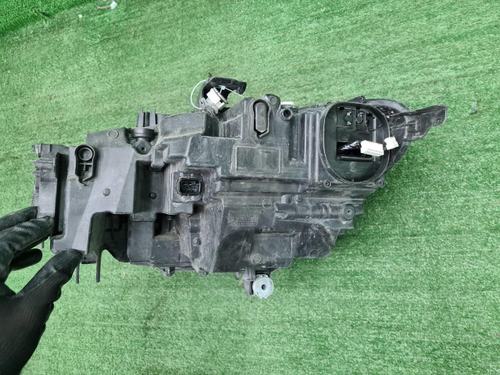 Битая Фара правая BMW 8er G14 G15 G16 18-22 Laser