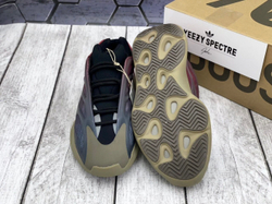 Yeezy 700 V3 Fade Carbon
