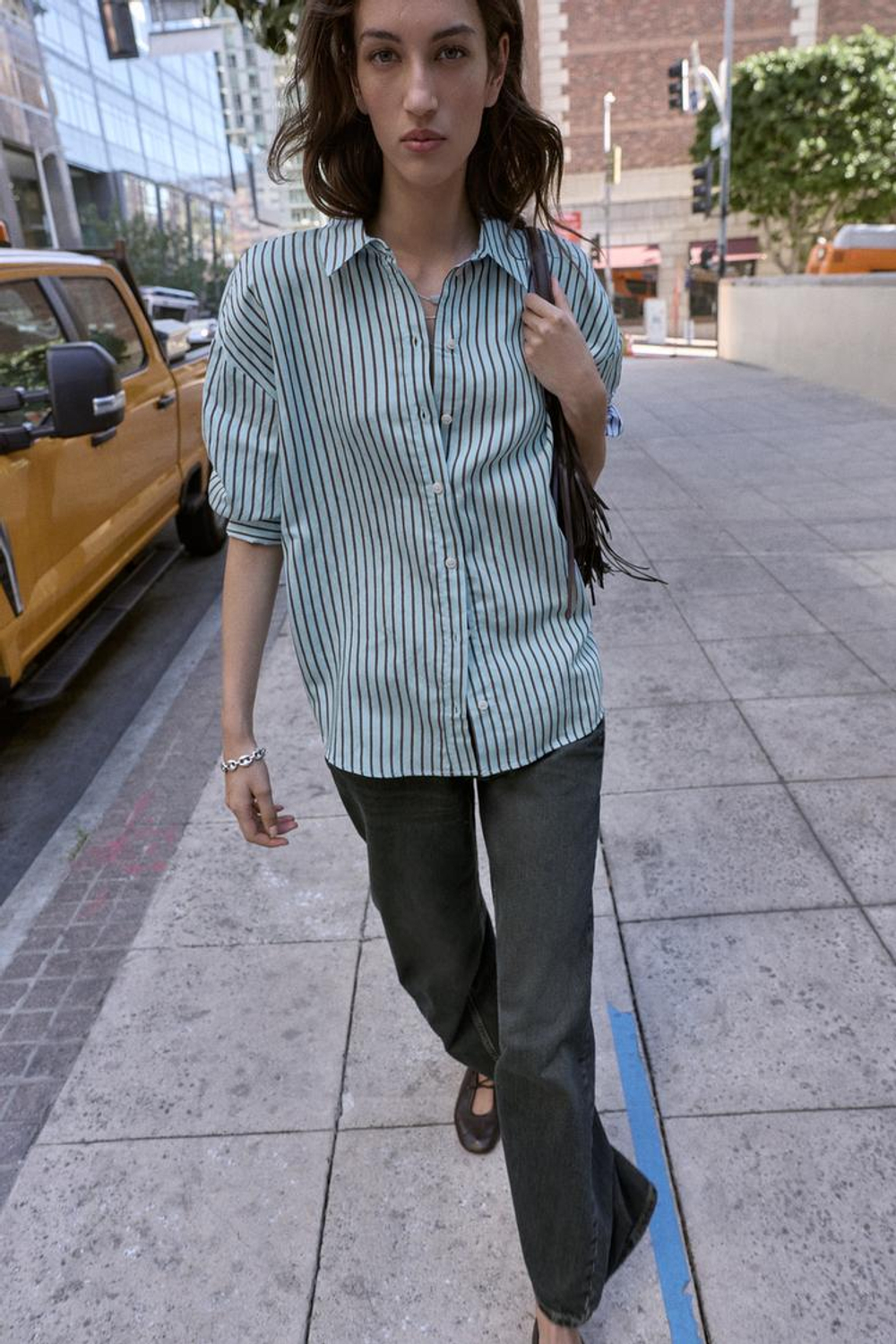 ZARA РУБАШКА ОВЕРСАЙЗ ИЗ ПОПЛИНА В ПОЛОСКУ, СИНИЙ/БЕЛЫЙ