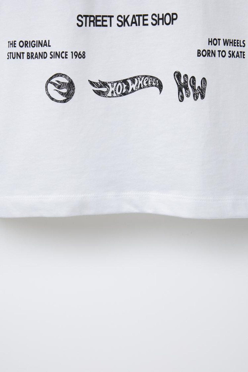 ZARA ФУТБОЛКА С ПРИНТОМ HOT WHEELS ™ MATTEL, БЕЛЫЙ