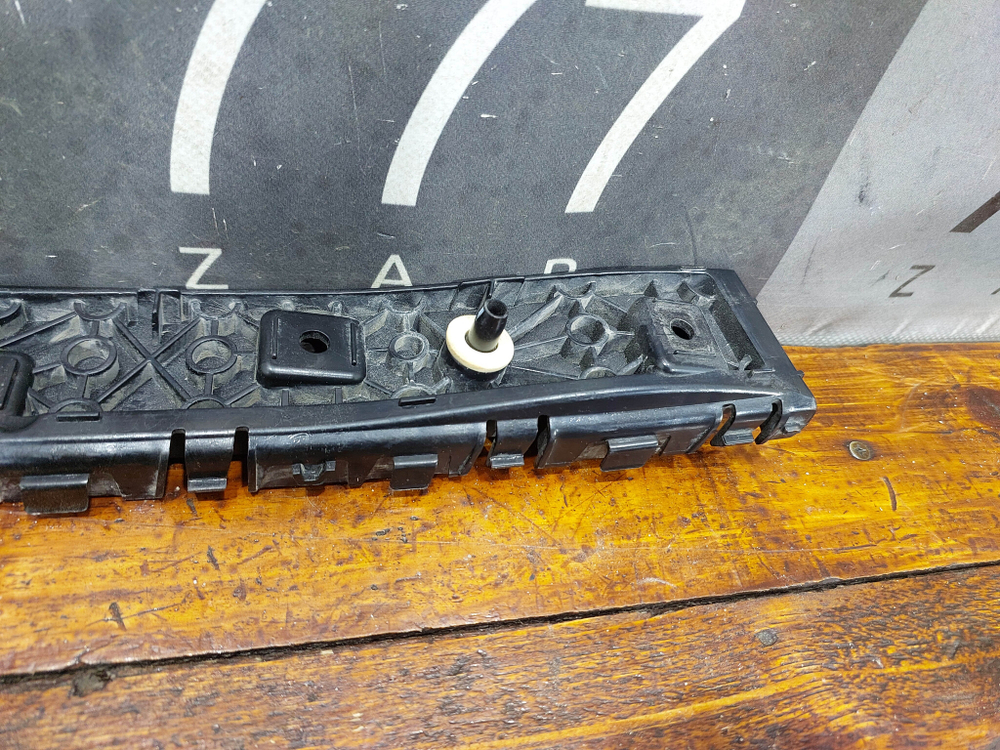 Кронштейн заднего бампера правый Haval Jolion 21-нв Б/У Оригинал 2804102XST01A