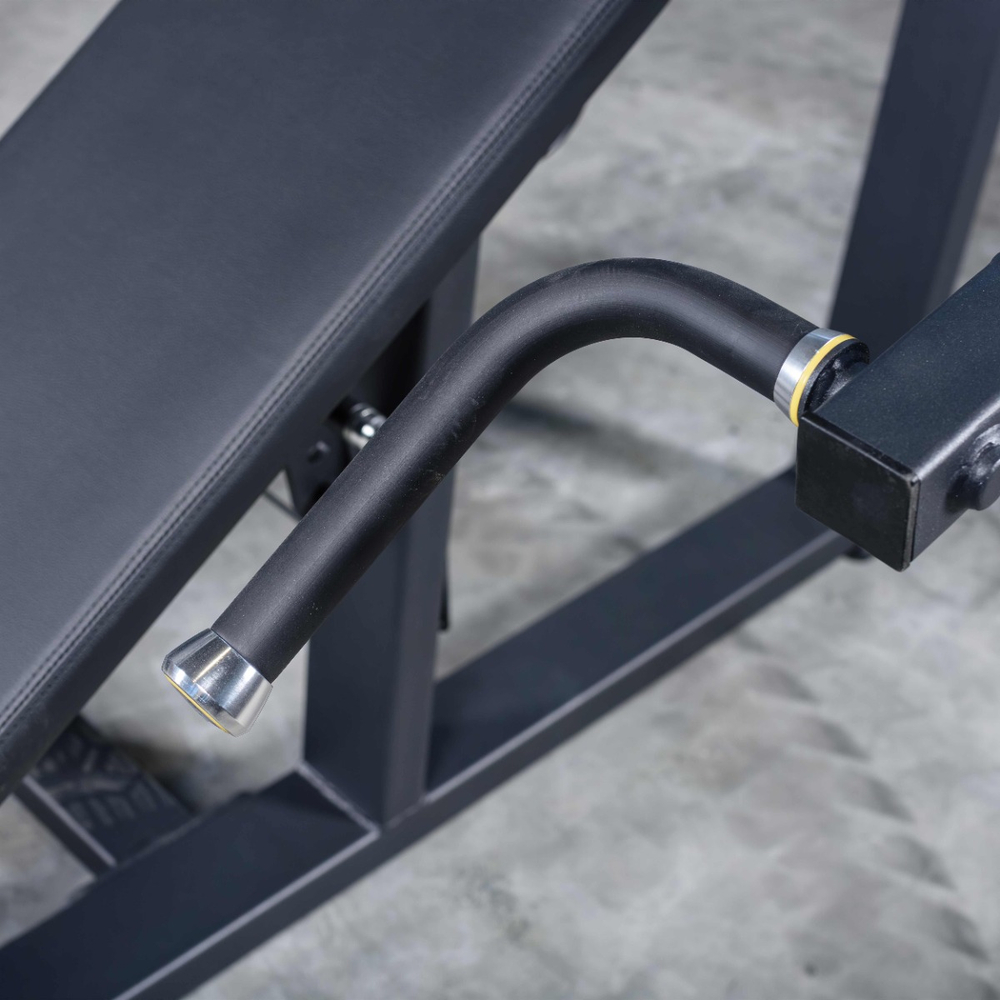 A2013 Наклонный грудной жим. Стек 100 кг