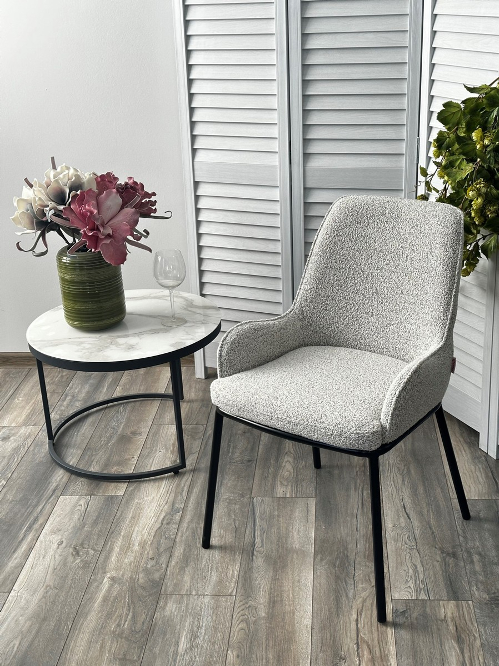 Стул М-City DISAUR Брио (Brio) Uf995-02, букле, Черный каркас