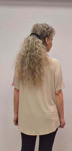 Бежевая туника с принтом туфельки