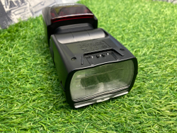 Nikon Speedlight SB-700