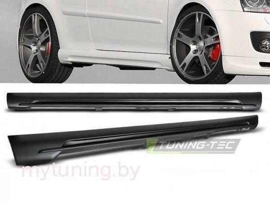 Накладки на пороги GTI style для VW Golf 5