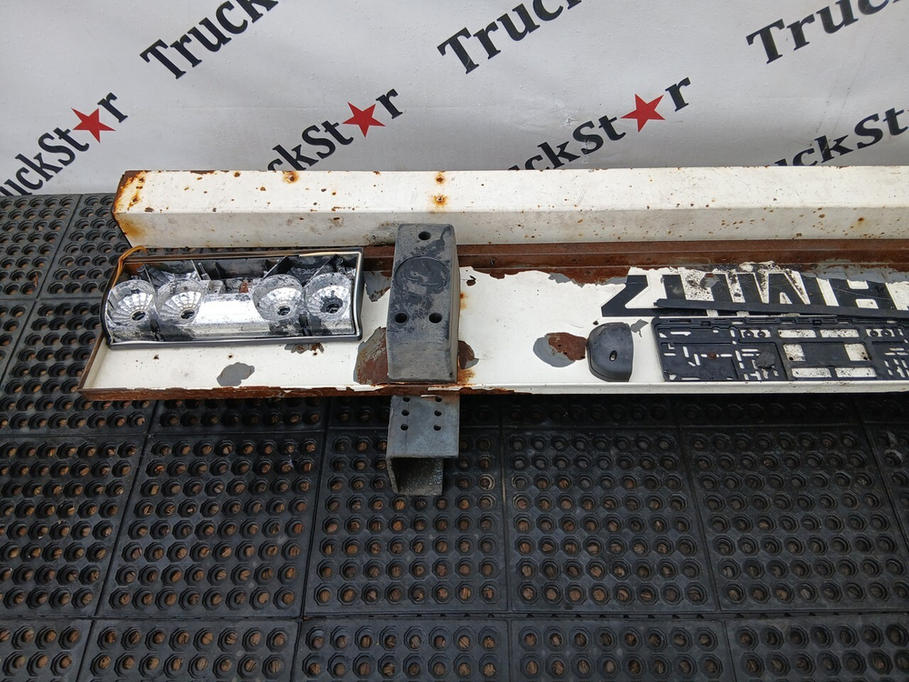 Бампер задний в сборе