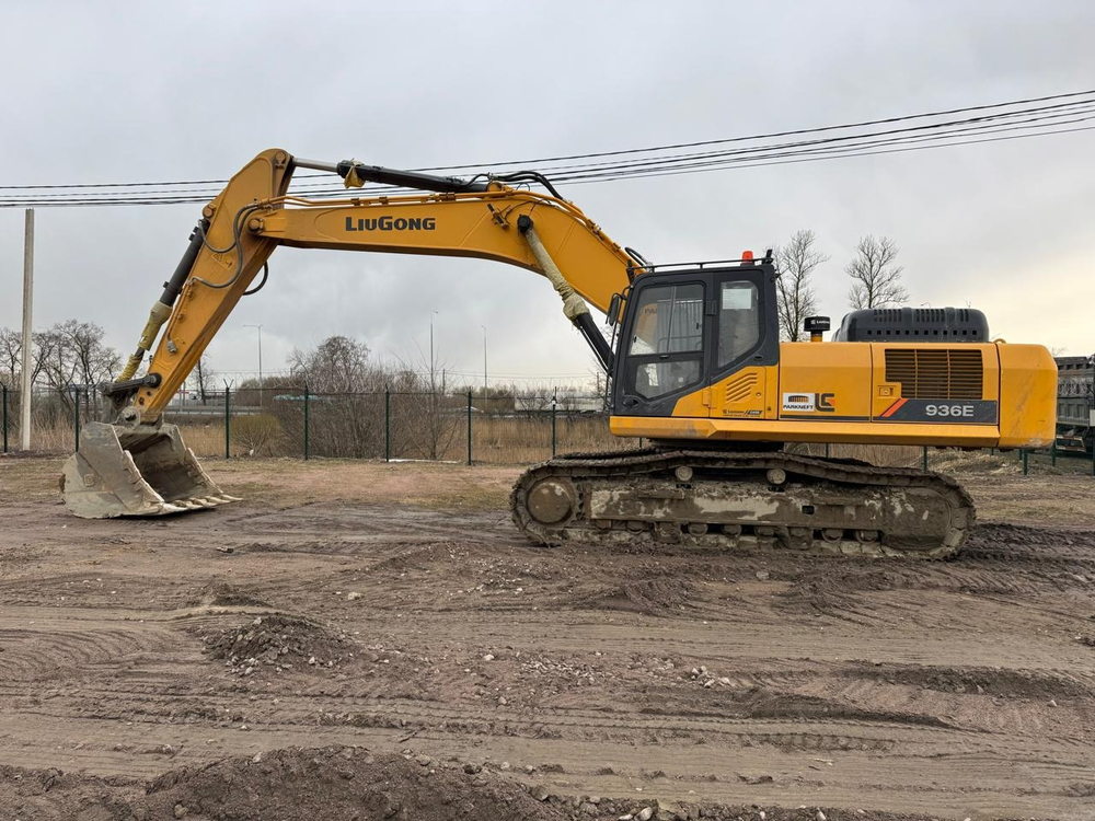 LiuGong CLG936E Экскаватор CLG936E	(Дизельный, 8,9 л, 328 л.с., АТ)