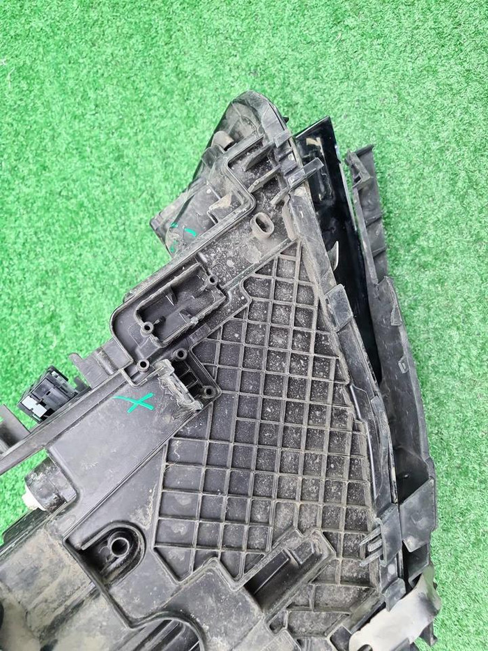 Фара левая BMW 5er G30 (2020-2023) LED